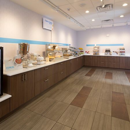 Holiday Inn Express Hotel & Suites Bay City By Ihg Экстерьер фото