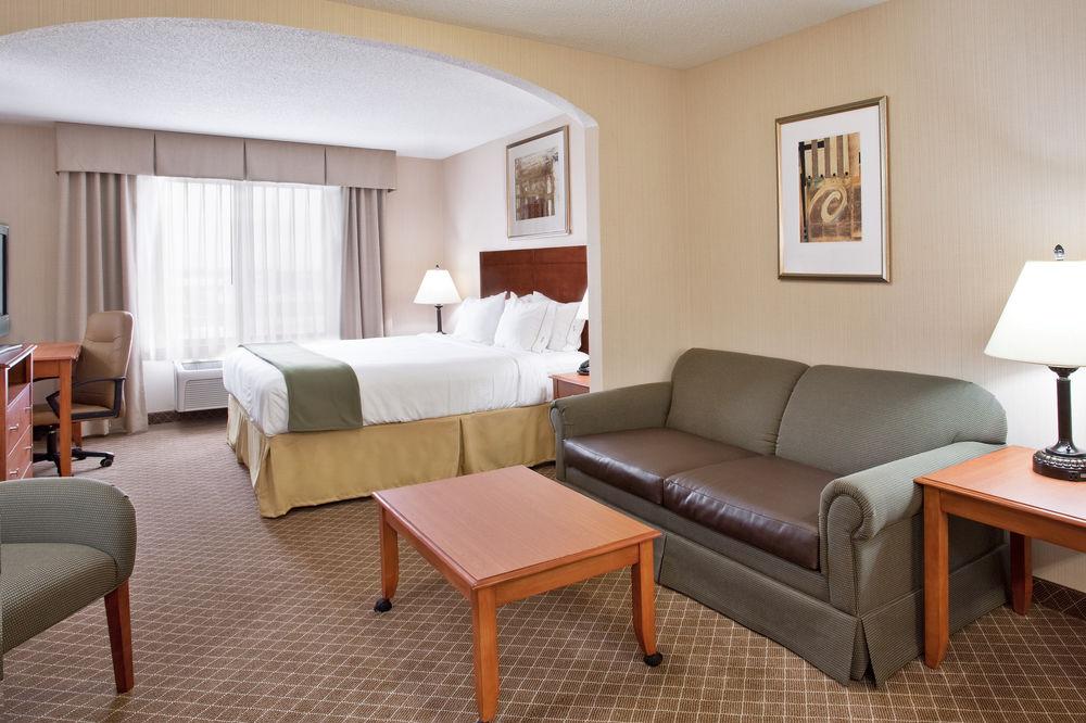 Holiday Inn Express Hotel & Suites Bay City By Ihg Экстерьер фото