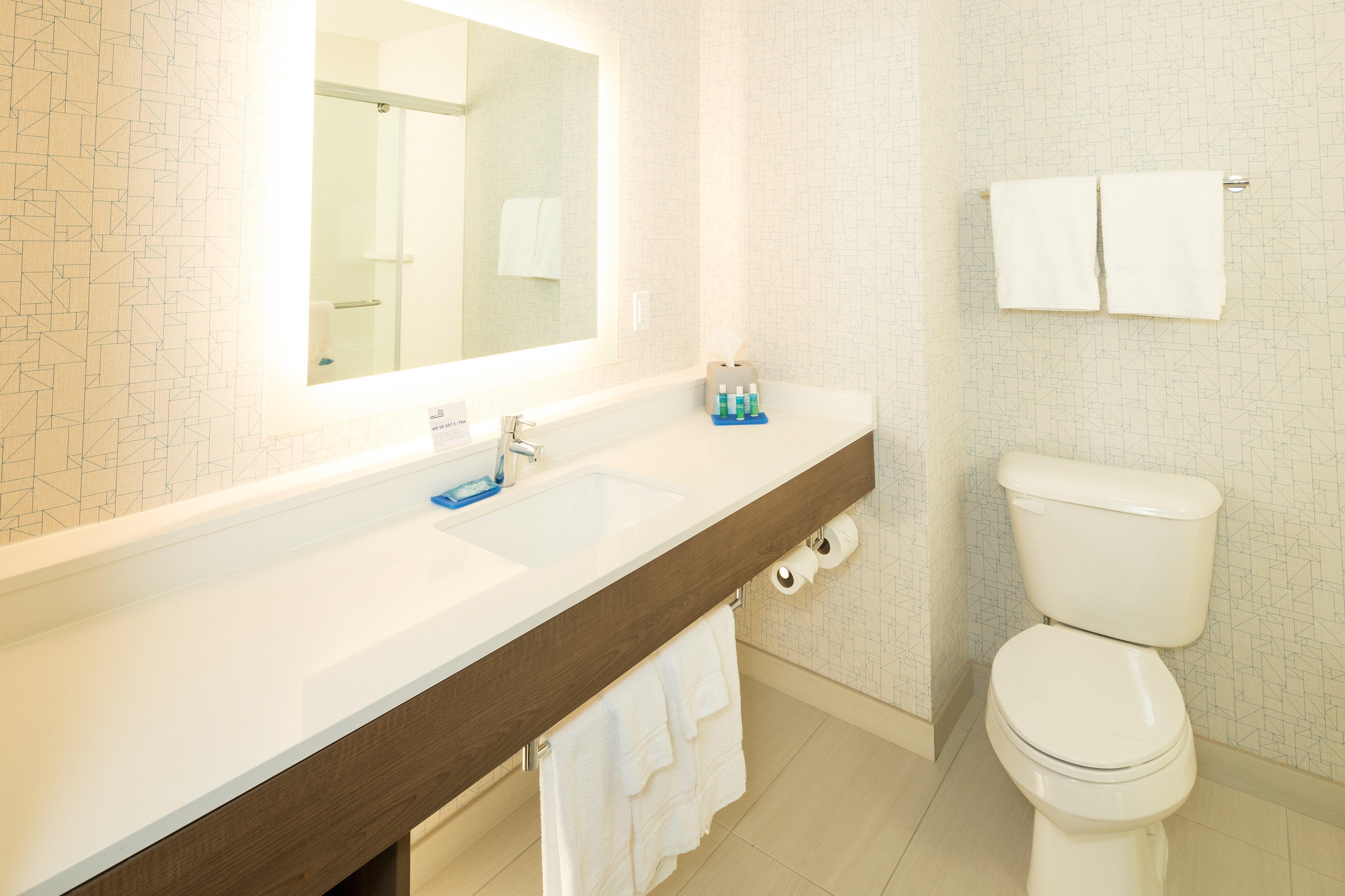 Holiday Inn Express Hotel & Suites Bay City By Ihg Экстерьер фото