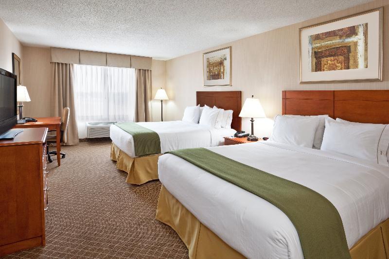 Holiday Inn Express Hotel & Suites Bay City By Ihg Экстерьер фото